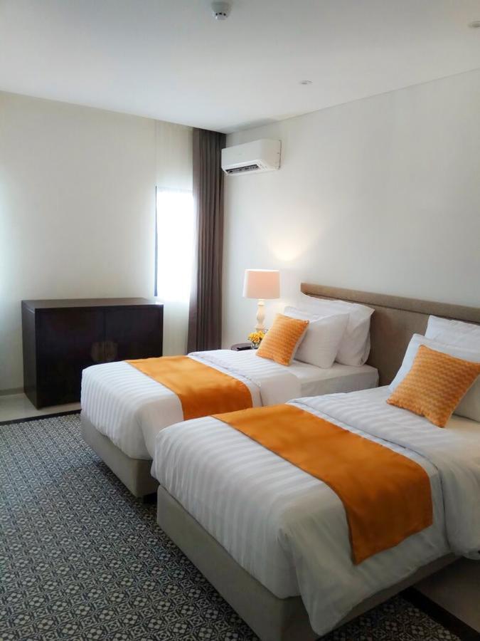 M Hotel Sorong Dış mekan fotoğraf