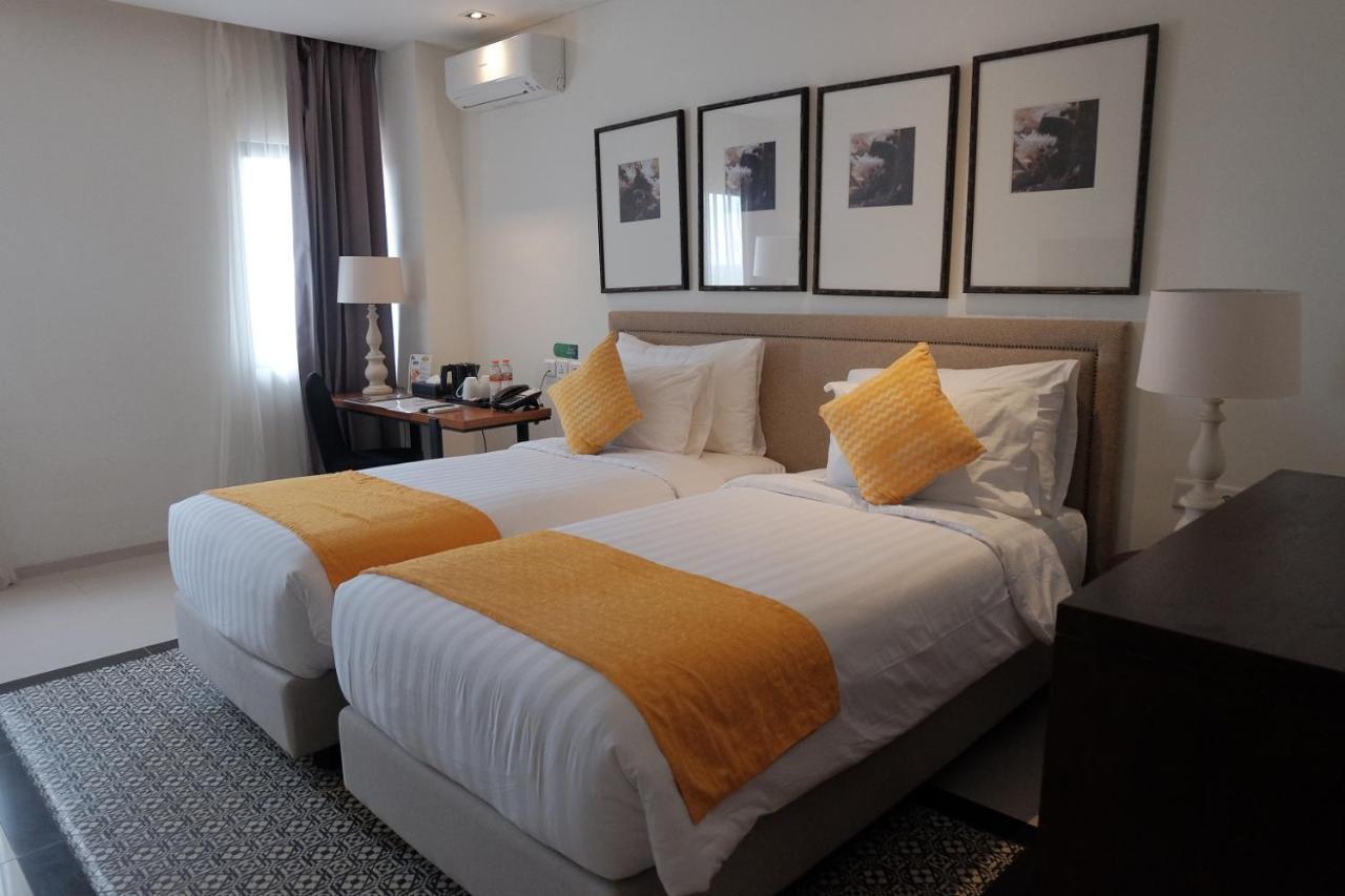 M Hotel Sorong Dış mekan fotoğraf